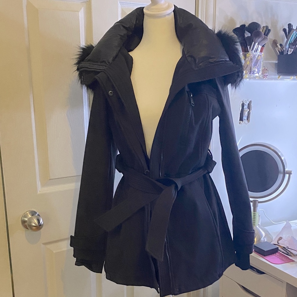 Women's Black Fur-Trimmed Jacket